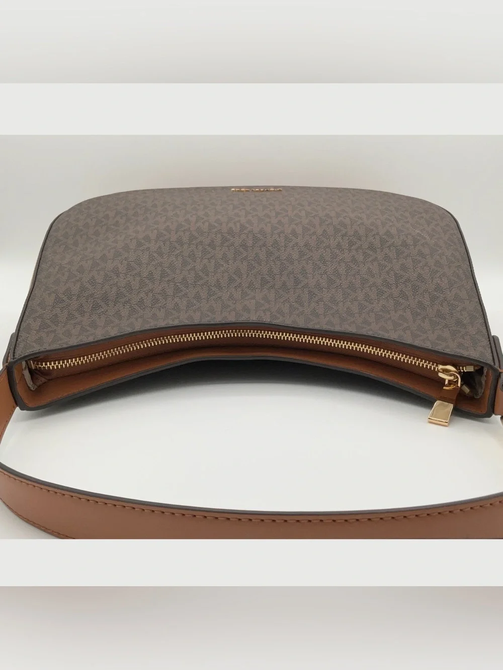 Michael Kors - Shoulder Bag Hobo Large Brown Canvas Kensington Logo - EXCELLENT